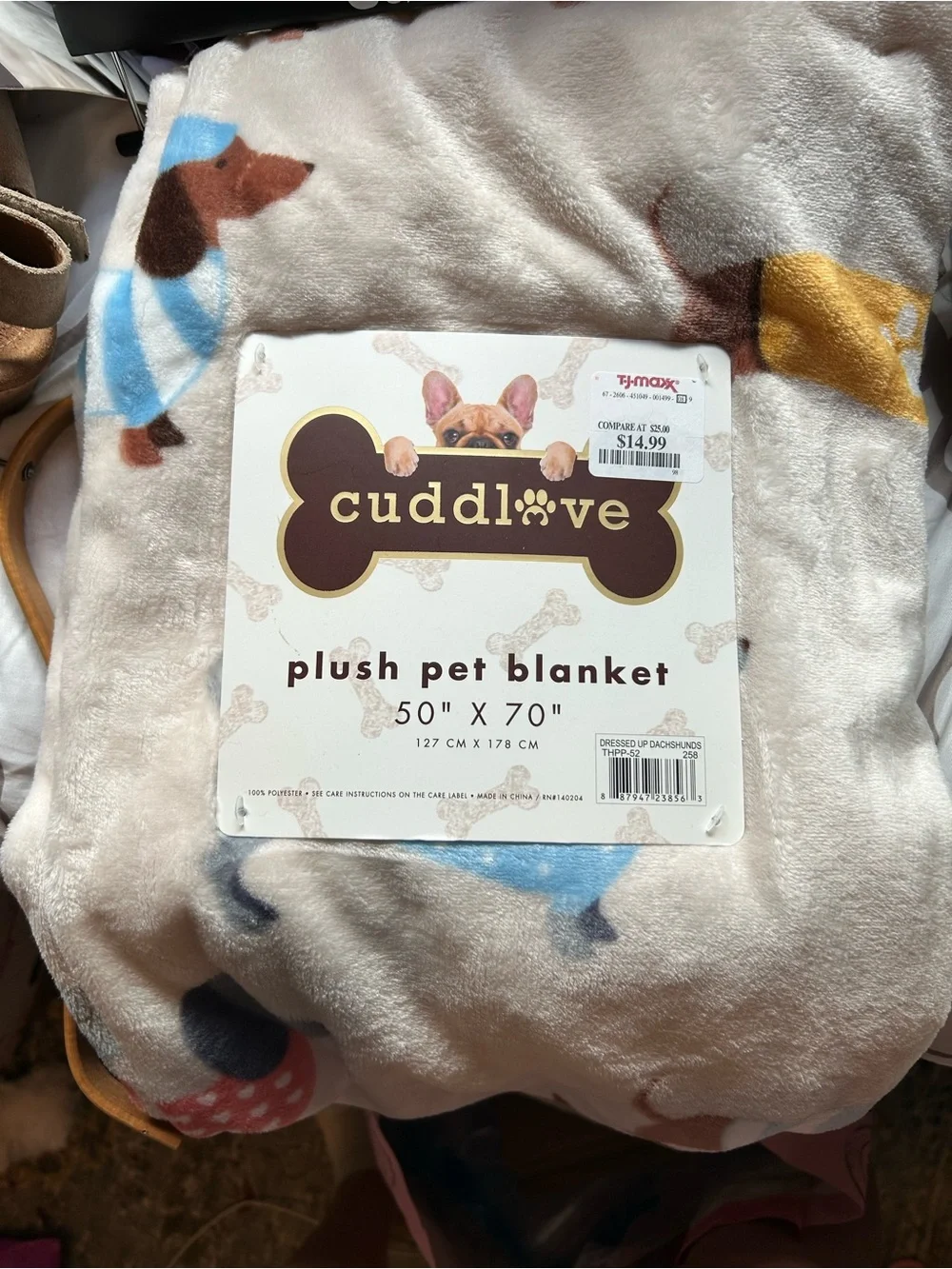 Cream Dachshund Print Plush Throw Blanket with Multicolor Doxies, 50X70
